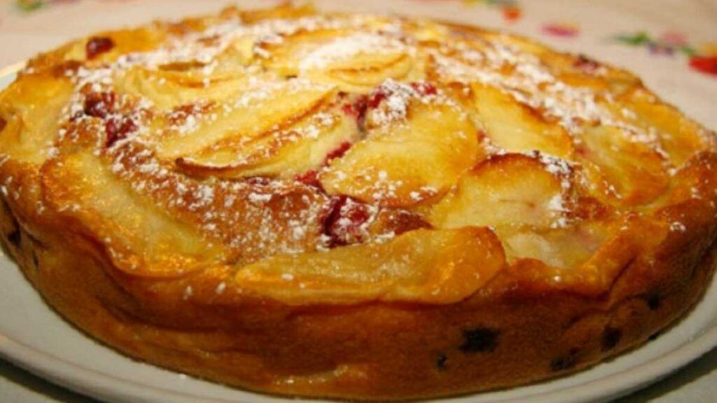 Clafoutis aux pommes flambées au Calvados