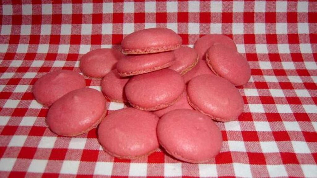 Macaron aux fraises recette très facile