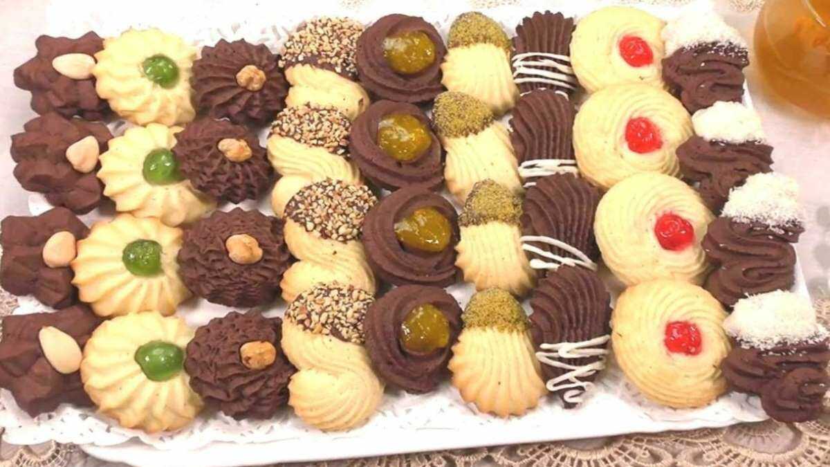 Sablés de noël plein formes avec 1 pâte seulement