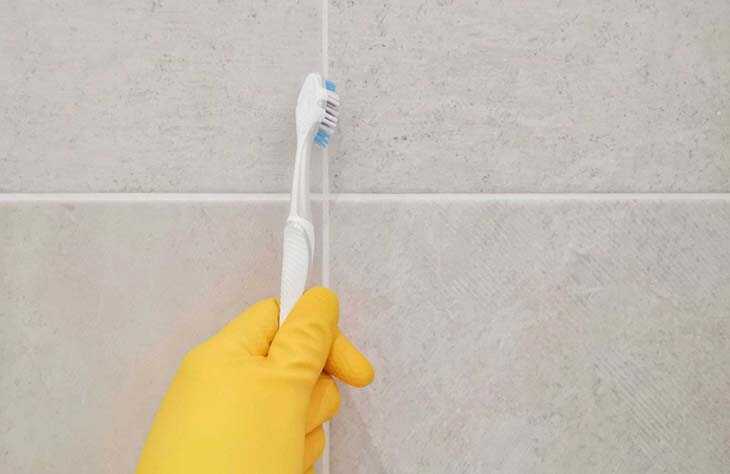 Ne jetez plus vos brosses à dents utilisées, voici 12 utilisations intelligentes pour les recycler
