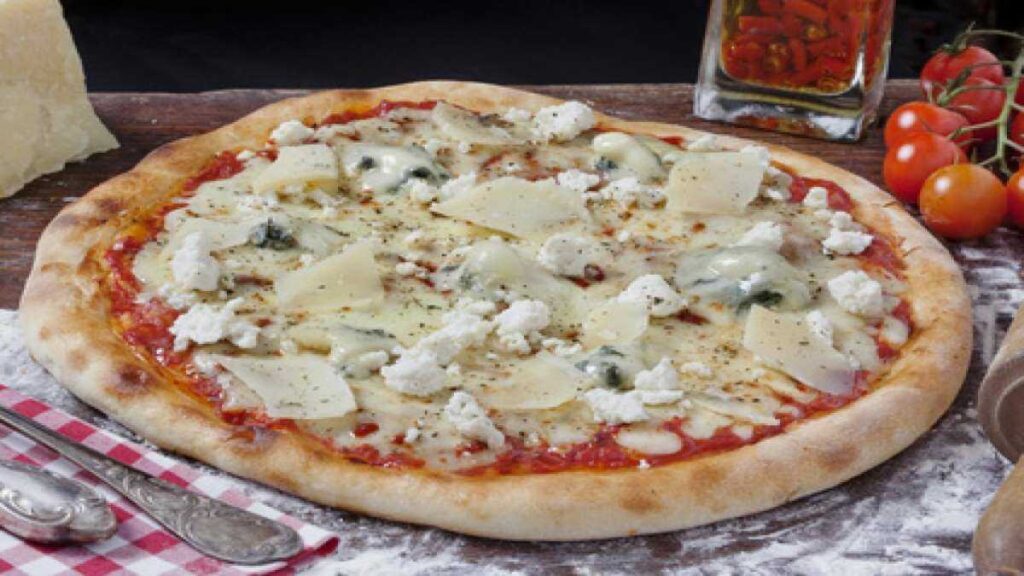 Recette de Pizza aux Quatre fromages rapide