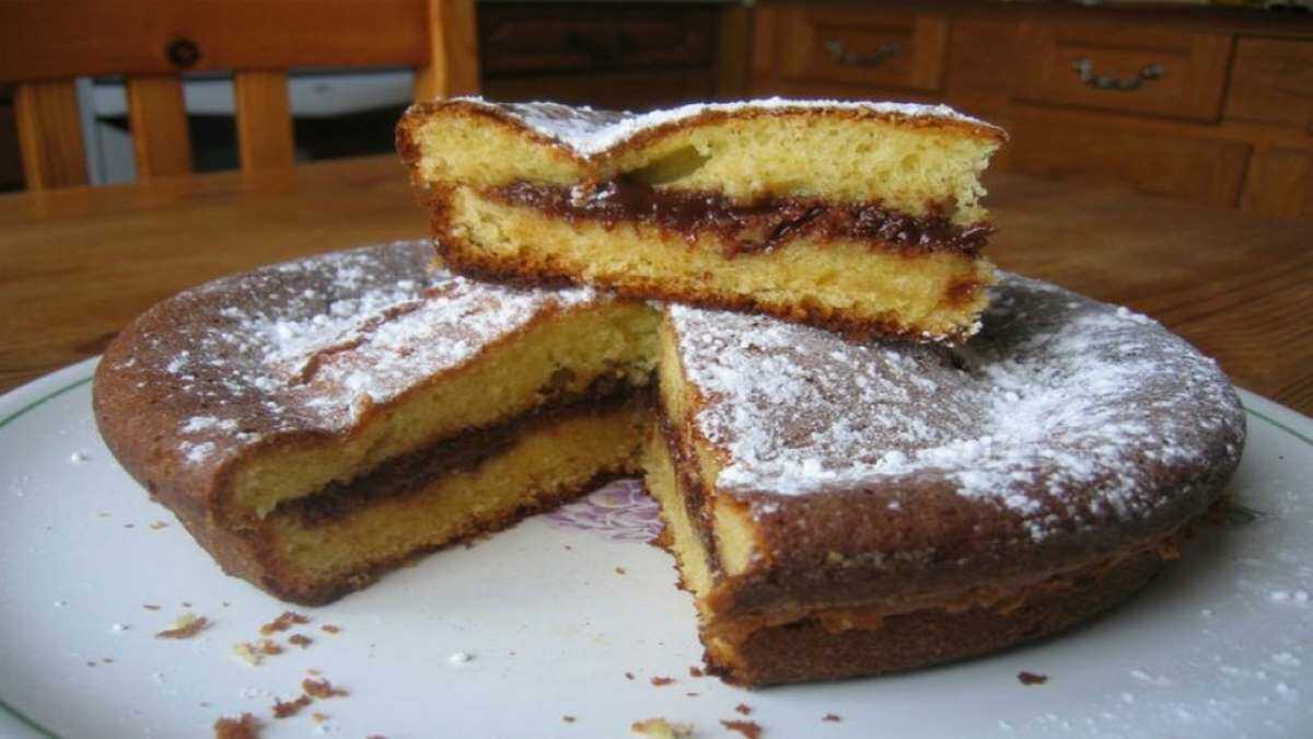 Gâteau au yaourt fourré au chocolat