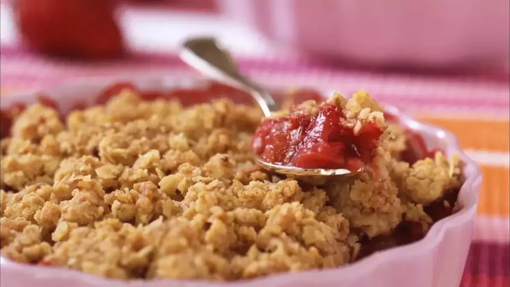 Crumble froid aux fraises simple et délicieux