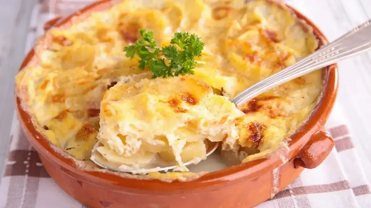 Gratin franc-comtois au fromage à raclette