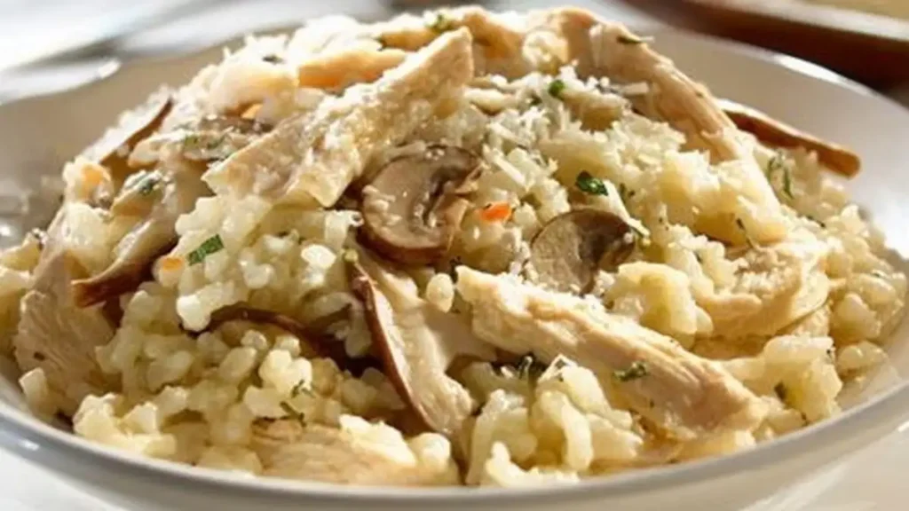 Risotto au poulet et champignons