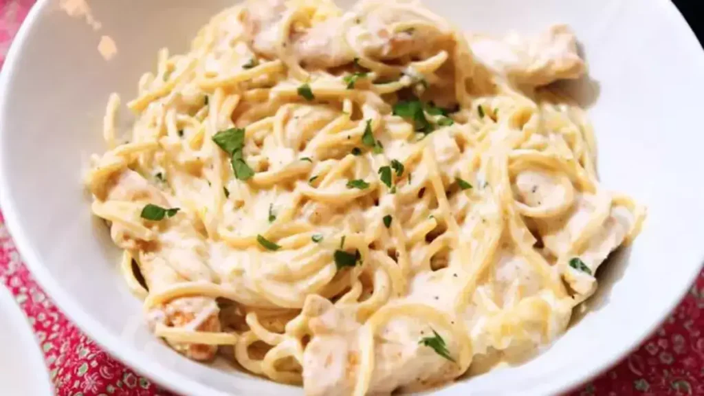 Pâtes au poulet à la sauce au Skyr