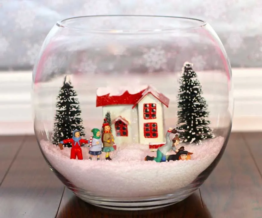 7 idées des centres de table de Noël avec des bols en verre