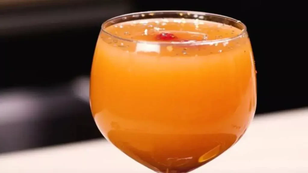 La sangria de Noël, le cocktail indispensable des fêtes