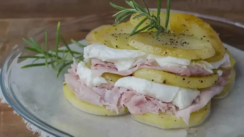 Millefeuille de pommes de terre jambon et mozzarella