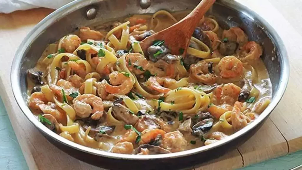 Pates aux crevettes et champignons recette facile