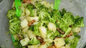 Salade de brocolis et pommes de terre