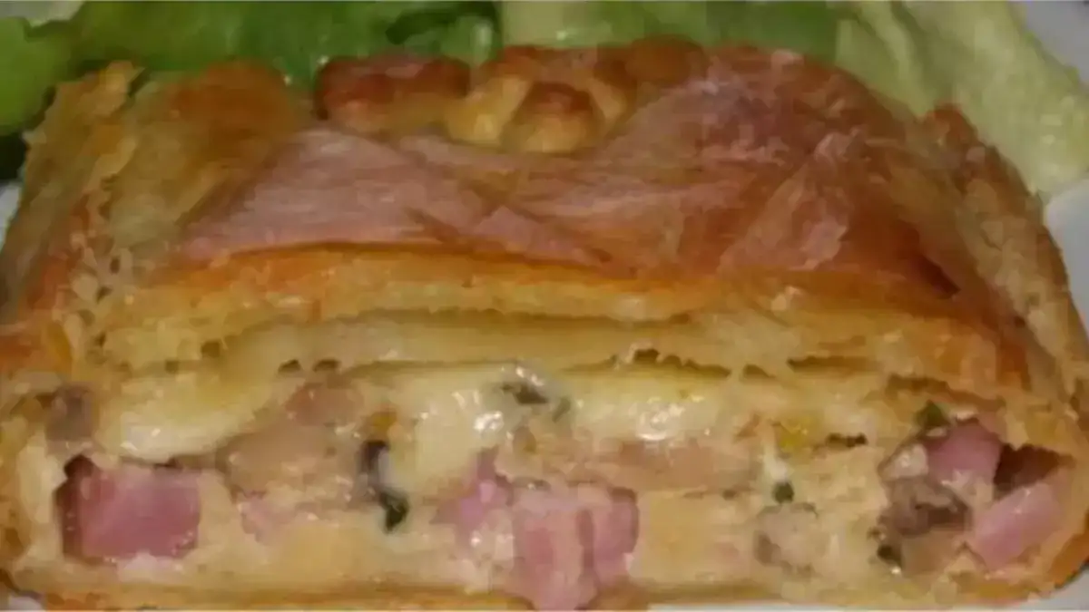 Tourte au jambon, champignons et camembert : Un apéritif extra gourmand !