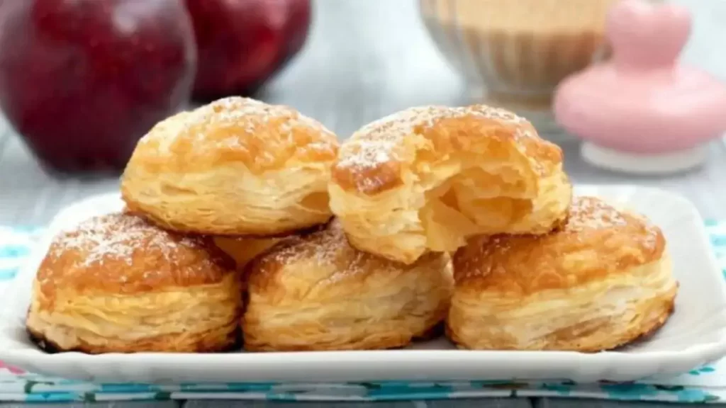 Chaussons feuilletés aux pommes, en moins 10 minutes !