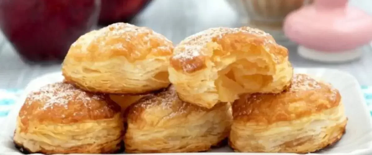 Chaussons feuilletés aux pommes, en moins 10 minutes !