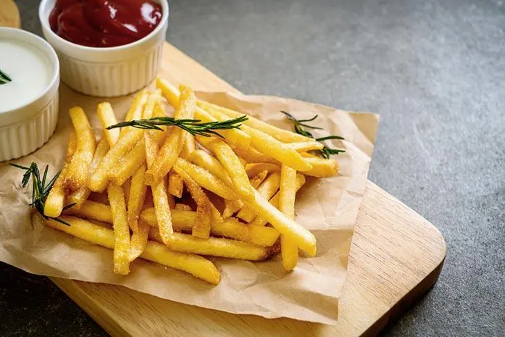 L’astuce des chefs pour des frites très croustillantes à s’en lécher les doigts