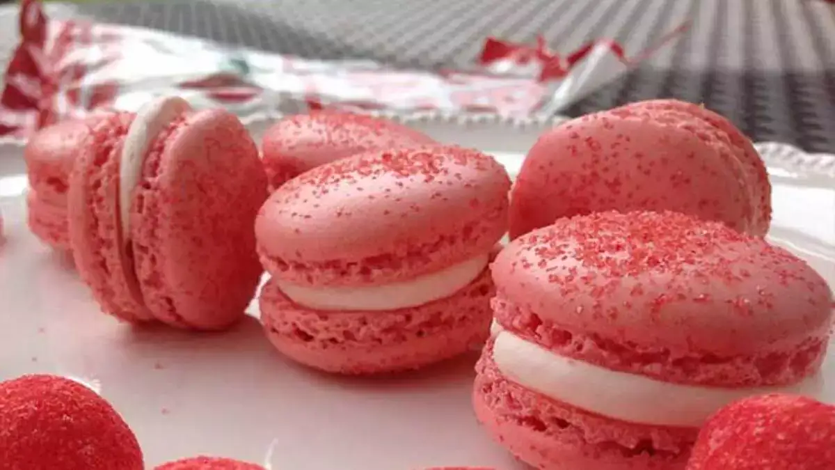 Recette de macaron super fondant à la fraise Tagada !