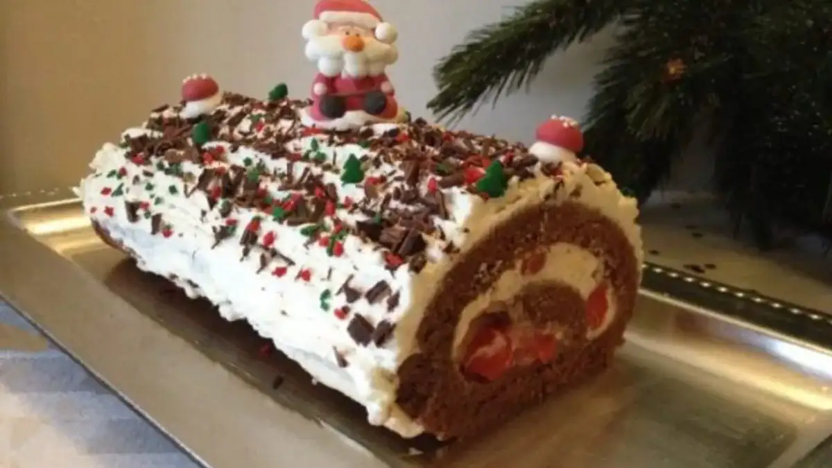 Bûche De Noël Façon Forêt Noire