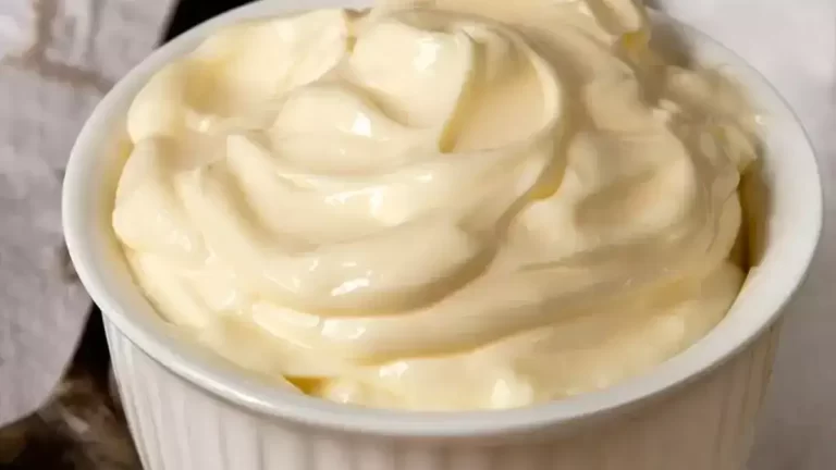 Mayonnaise Maison : L'Art de la Préparation Facile et Savoureuse