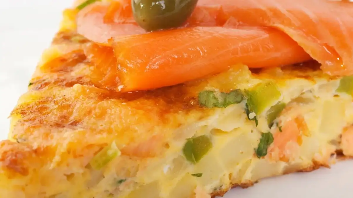 Quiche aux Poireaux et au Saumon Fumé : Une Fusion de Saveurs à Essayer Absolument