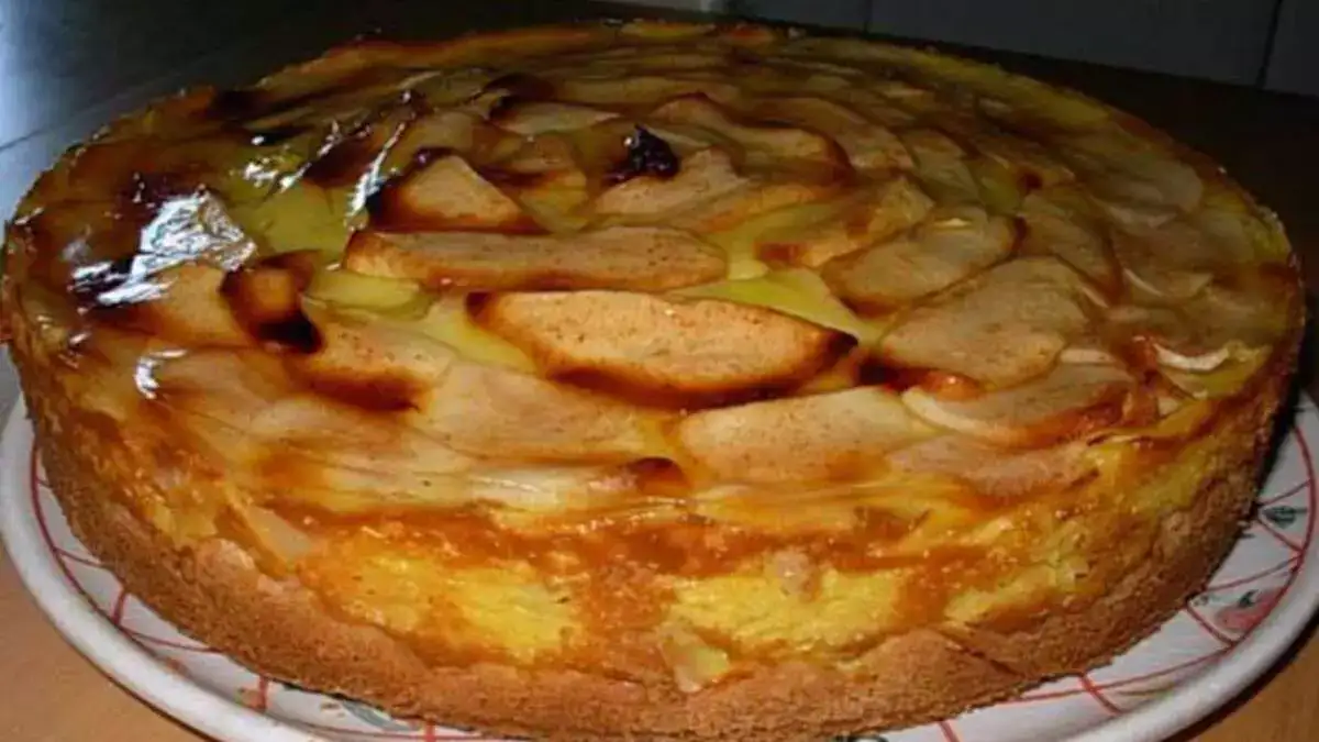 Tarte-flan aux pommes à l’ancienne, sans sucre et délicieuse