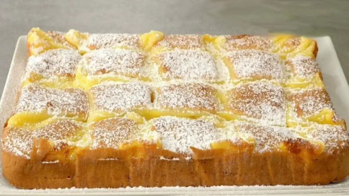 Gâteau Aux Pommes Et à La Crème – Gâteau Prêt En 5 Minutes, Seulement 180 Kcal !