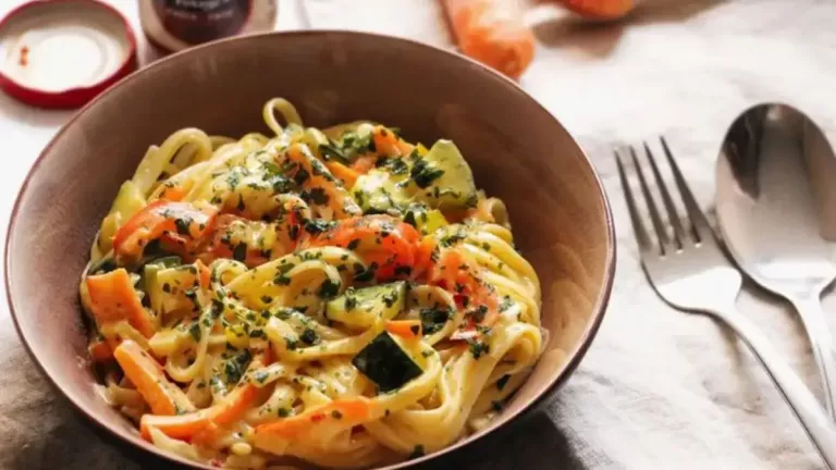 Spaghetti au Saumon Fumé et aux Courgettes : Recette Savoureuse et Facile