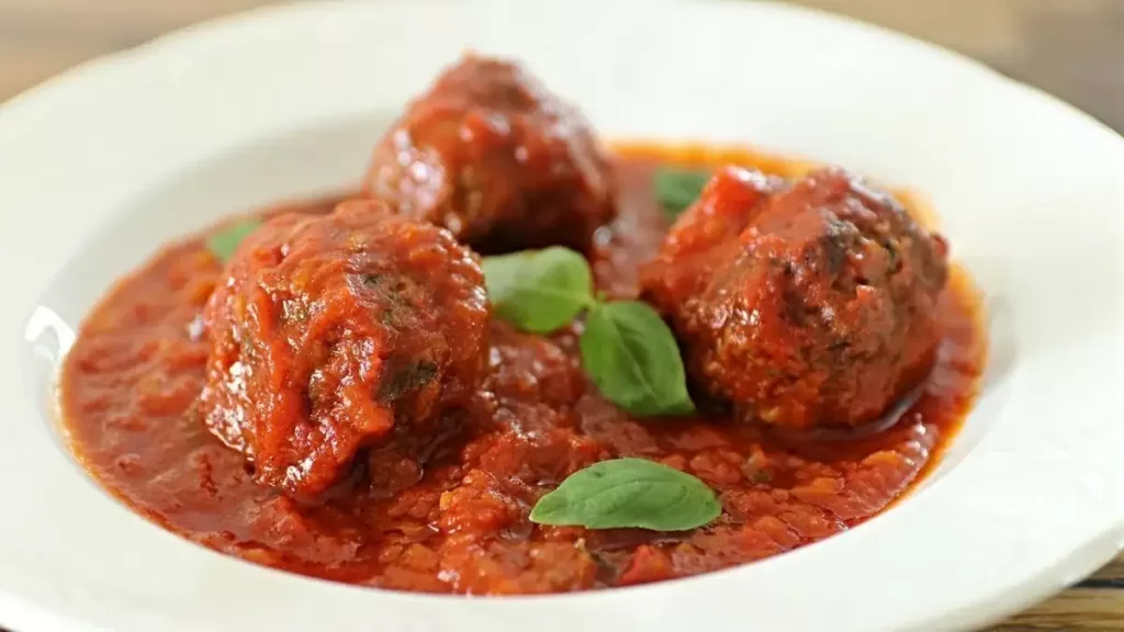 Boulettes de Viande Économiques au Jus de Tomate